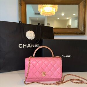 RARE* Barely worn Pink Chanel Bag with gold hardware and handle